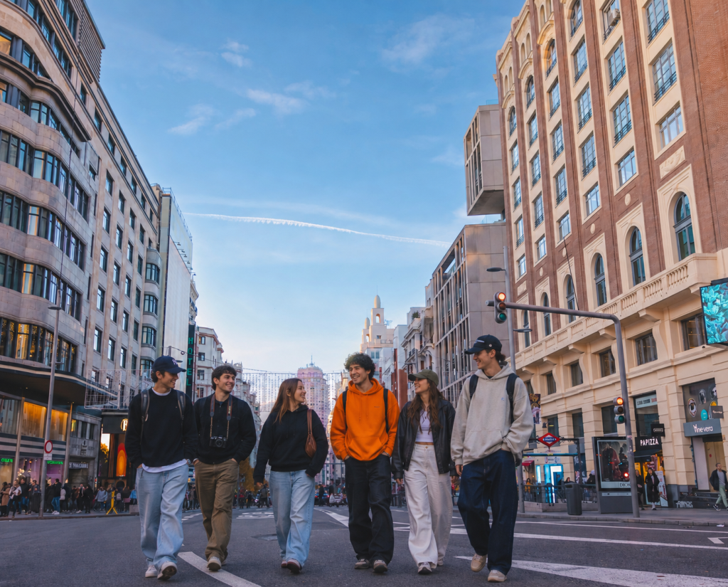 Where to stay in Madrid if you're traveling in a group: a practical guide for friends, families, and groups of 6 or more