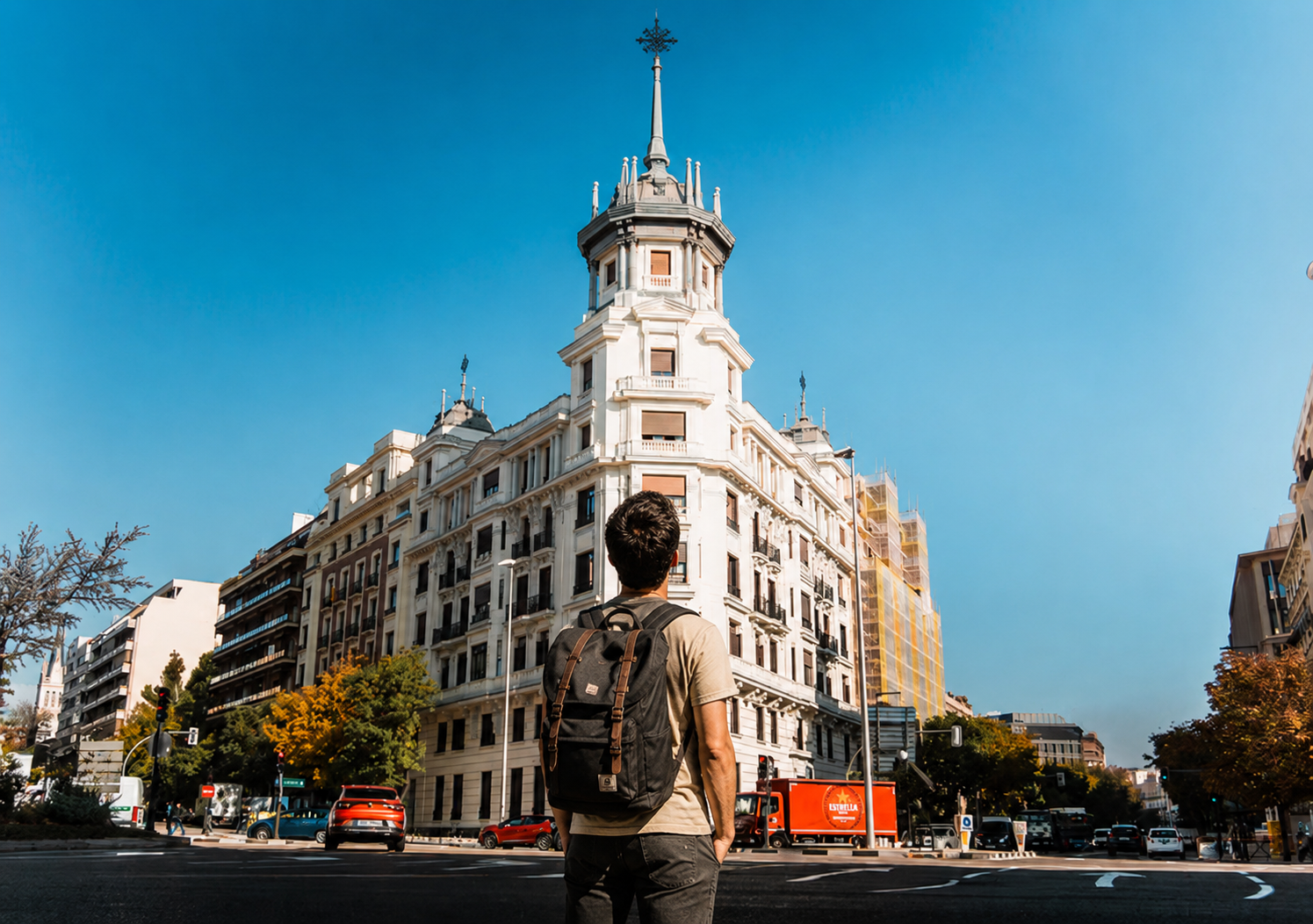 viajar solo a madrid - room urban hostels madrid